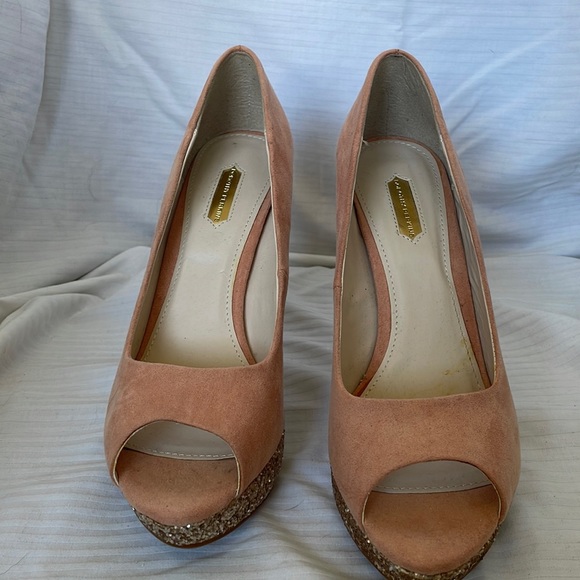 Dorothy Perkins. 4 inch platform heels. Peachy colour with sparkles. UK 8 - Picture 1 of 5